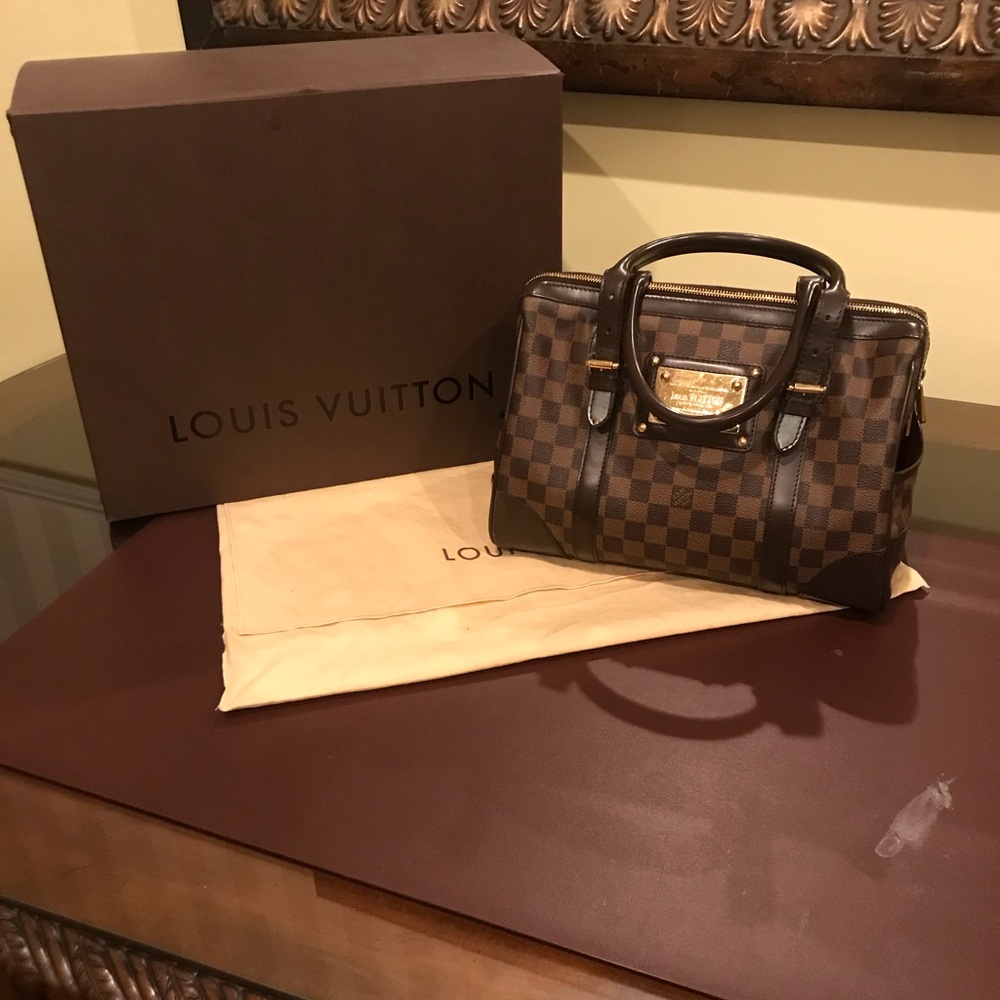 Louis Vuitton Berkeley Damier ebine bag